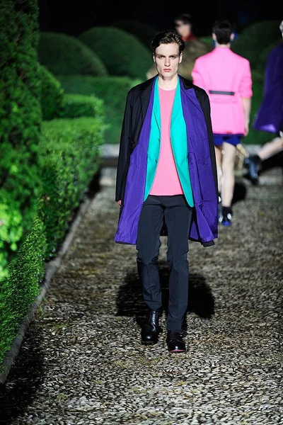 Look 45